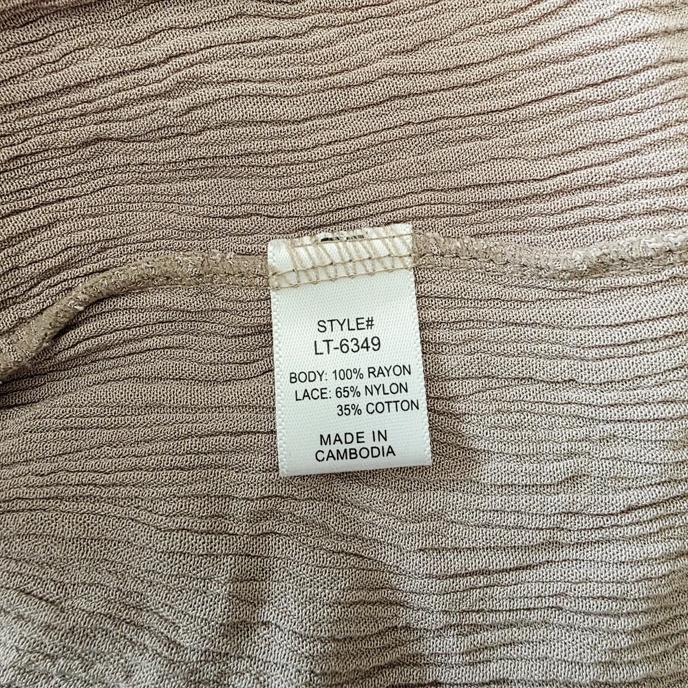 Zenana Women's Lace Spaghetti Strap Tank Top Size L - Picture 6 of 7